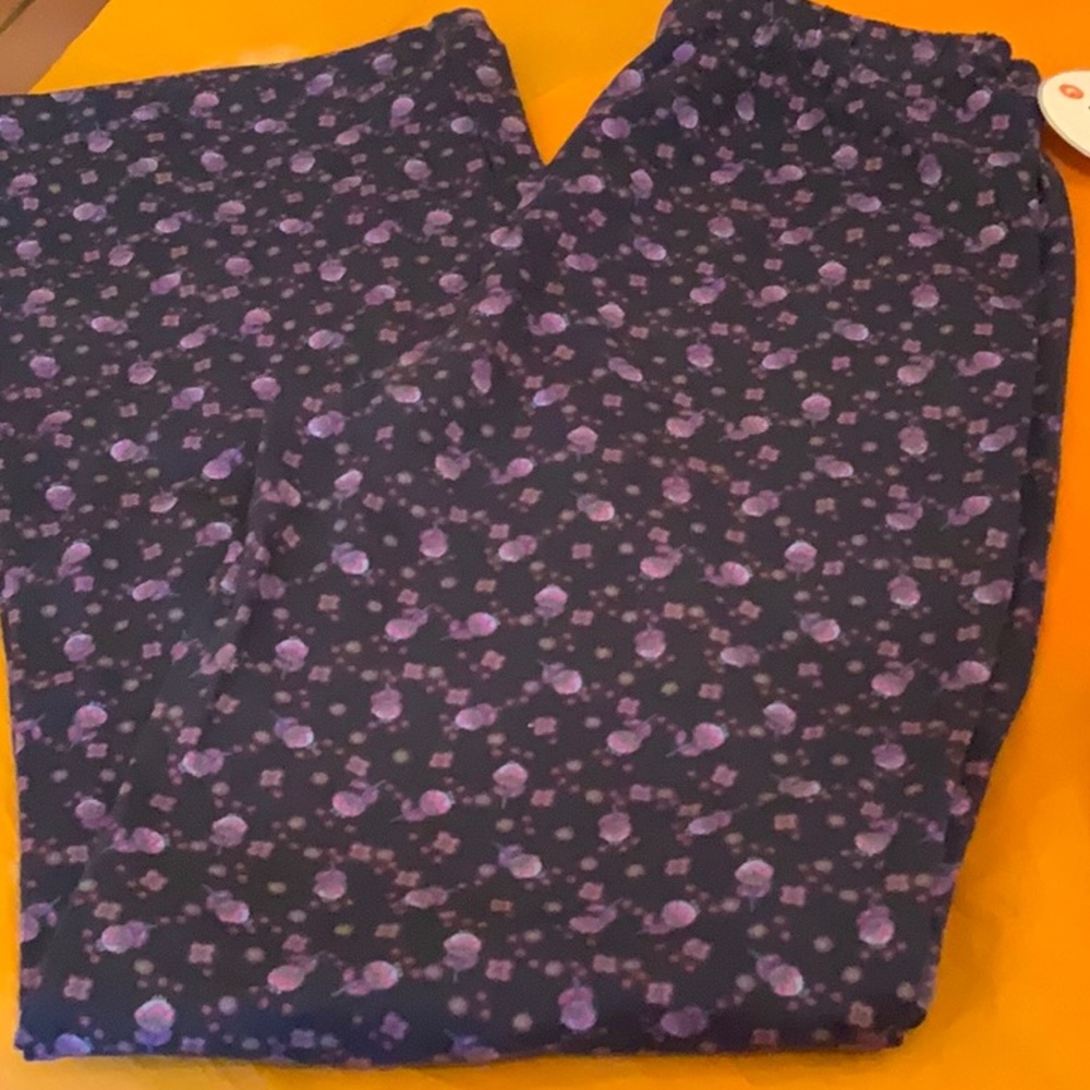 Circo pants NWT